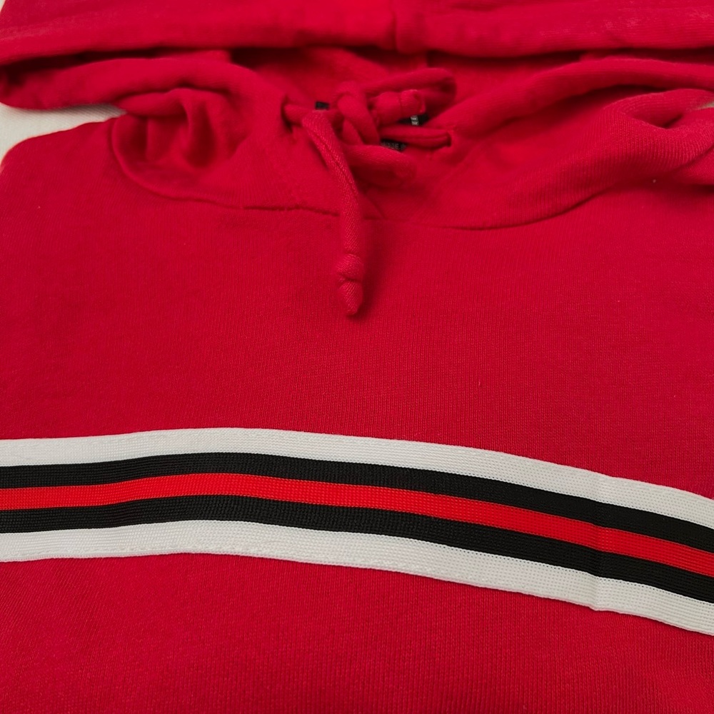 Red sweatshirt hoodie from Forever 21 in a size Medium
